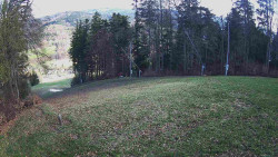 Prostřední část sjezdovky a snowpark