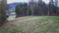 Prostřední část sjezdovky a snowpark