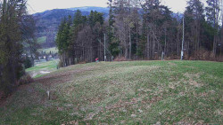 Prostřední část sjezdovky a snowpark