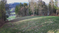 Prostřední část sjezdovky a snowpark