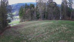 Prostřední část sjezdovky a snowpark