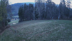 Prostřední část sjezdovky a snowpark