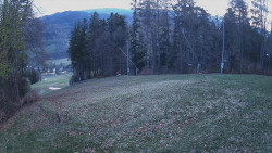 Prostřední část sjezdovky a snowpark