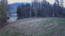 Prostřední část sjezdovky a snowpark