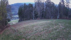 Prostřední část sjezdovky a snowpark