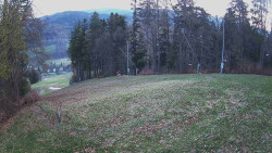 Prostřední část sjezdovky a snowpark
