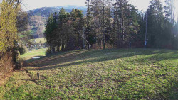 Prostřední část sjezdovky a snowpark