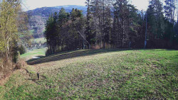 Prostřední část sjezdovky a snowpark