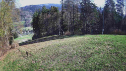 Prostřední část sjezdovky a snowpark