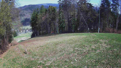Prostřední část sjezdovky a snowpark