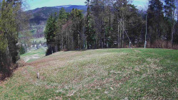 Prostřední část sjezdovky a snowpark