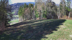 Prostřední část sjezdovky a snowpark