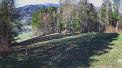 Prostřední část sjezdovky a snowpark