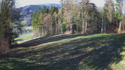 Prostřední část sjezdovky a snowpark