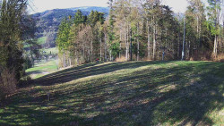 Prostřední část sjezdovky a snowpark