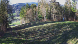 Prostřední část sjezdovky a snowpark