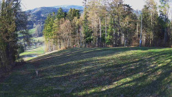Prostřední část sjezdovky a snowpark