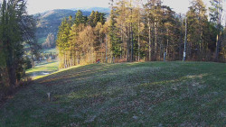 Prostřední část sjezdovky a snowpark