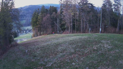 Prostřední část sjezdovky a snowpark