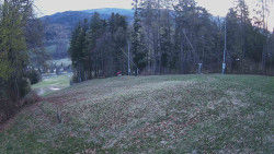 Prostřední část sjezdovky a snowpark