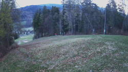 Prostřední část sjezdovky a snowpark