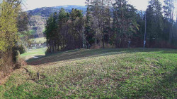 Prostřední část sjezdovky a snowpark