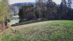 Prostřední část sjezdovky a snowpark