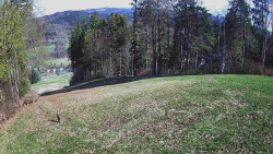 Prostřední část sjezdovky a snowpark