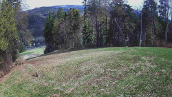 Prostřední část sjezdovky a snowpark