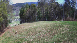 Prostřední část sjezdovky a snowpark