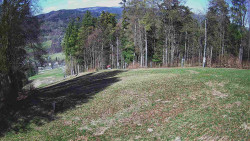 Prostřední část sjezdovky a snowpark