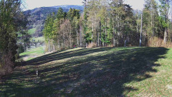 Prostřední část sjezdovky a snowpark