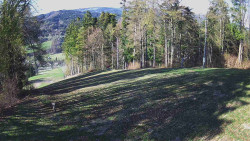 Prostřední část sjezdovky a snowpark