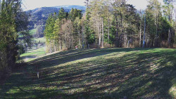 Prostřední část sjezdovky a snowpark