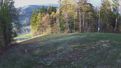 Prostřední část sjezdovky a snowpark