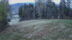 Prostřední část sjezdovky a snowpark