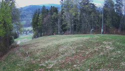 Prostřední část sjezdovky a snowpark