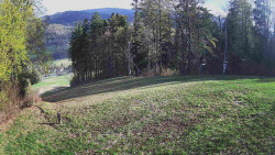 Prostřední část sjezdovky a snowpark