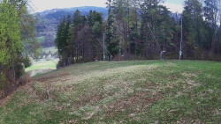 Prostřední část sjezdovky a snowpark