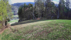 Prostřední část sjezdovky a snowpark