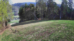 Prostřední část sjezdovky a snowpark