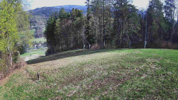 Prostřední část sjezdovky a snowpark