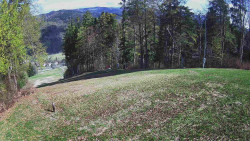 Prostřední část sjezdovky a snowpark