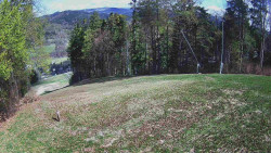 Prostřední část sjezdovky a snowpark