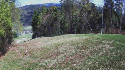 Prostřední část sjezdovky a snowpark