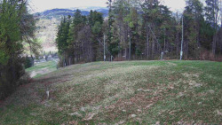 Prostřední část sjezdovky a snowpark