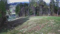 Prostřední část sjezdovky a snowpark