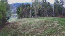 Prostřední část sjezdovky a snowpark