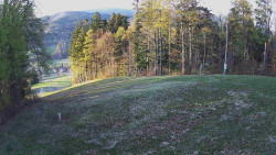 Prostřední část sjezdovky a snowpark