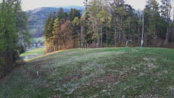 Prostřední část sjezdovky a snowpark